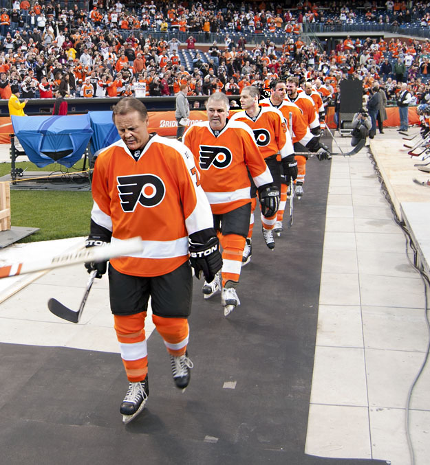 Scoop Cooper - The Flyers introduce their 2012